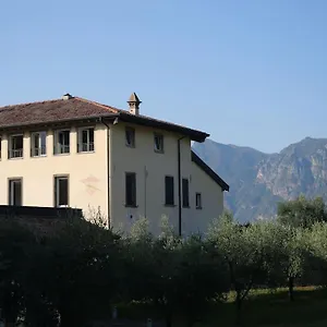 https://la-corte-del-cigno.it-lombardy.com