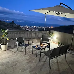 Gardenie Home: Delizioso Villino Vista Mare Appartamento